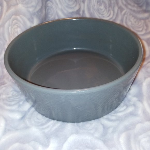 Dog bowl NWT Target Note: there is a chip on this dog bowl Boots & Barkley Stone - Picture 1 of 9